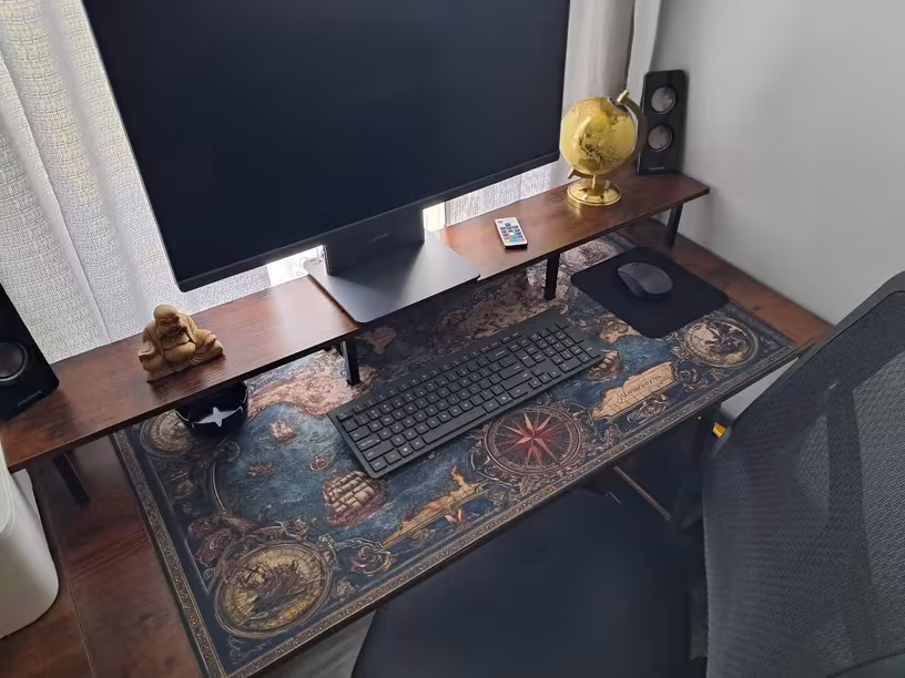 Synergy Sea desk matt